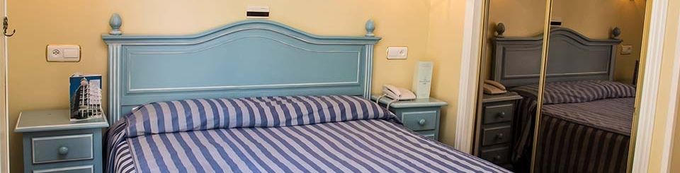 Hotel Villa De Laredo Fuengirola Bagian luar foto