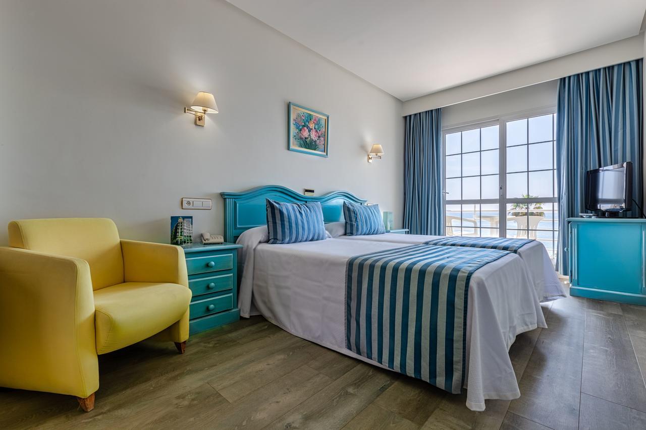 Hotel Villa De Laredo Fuengirola Bagian luar foto