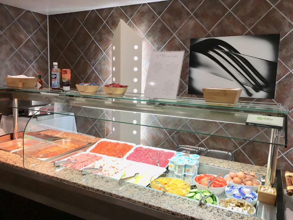 Hotel Villa De Laredo Fuengirola Bagian luar foto